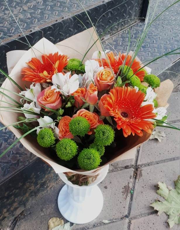 Букет цветов из: Герберы, Хризантемы, Альстромерии и Розы в Верее