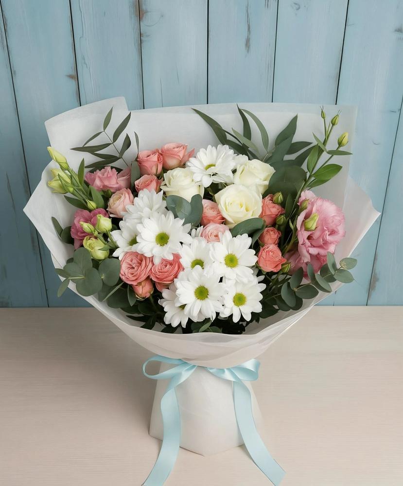 Букет цветов из: Розы, Лизиантусы и Хризантемы в Верее