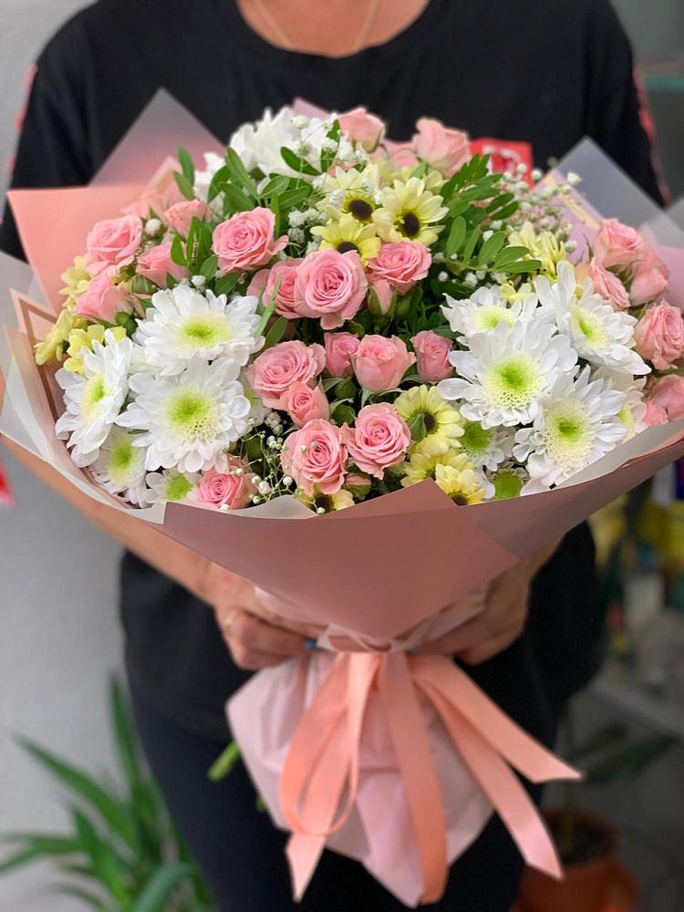 Букет цветов из: Розы и Хризантемы в Верее