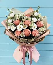 Букет цветов из:  Розы, Альстромерии и Лизиантусы в Верее