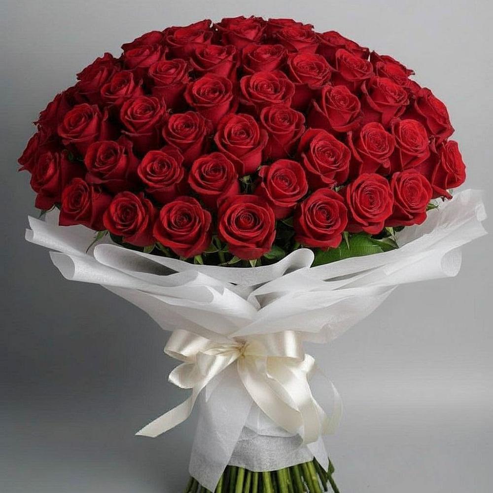 Букет 101 Красная роза Блэк Мэджик в Верее