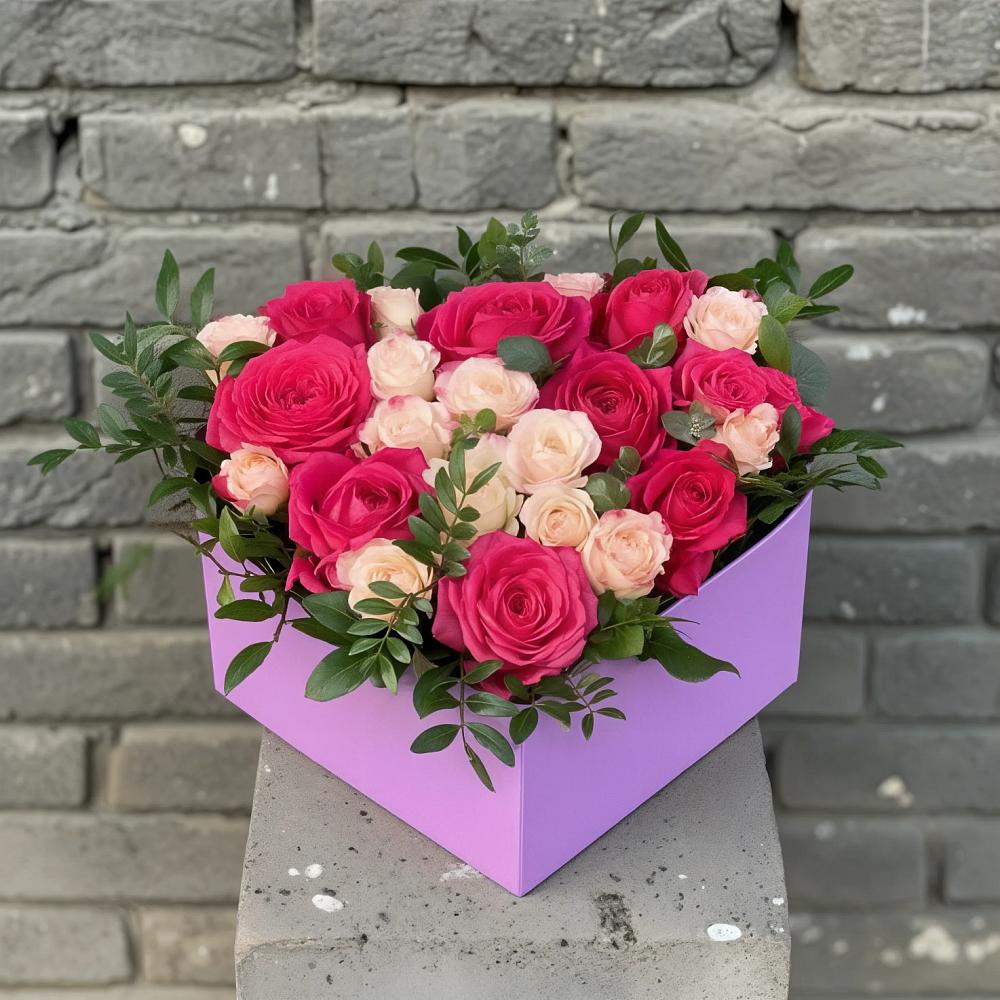 Цветочная композиция из Розы в коробке в Верее
