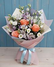 Букет цветов из:  Лизиантусы, Розы, Альстромерии и Гипсофила #REPLACE_PRED# Верее