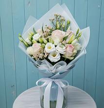 Букет цветов из:  Розы и Лизиантусы в Верее