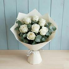 Букет Белые розы в Эвкалипте в Верее