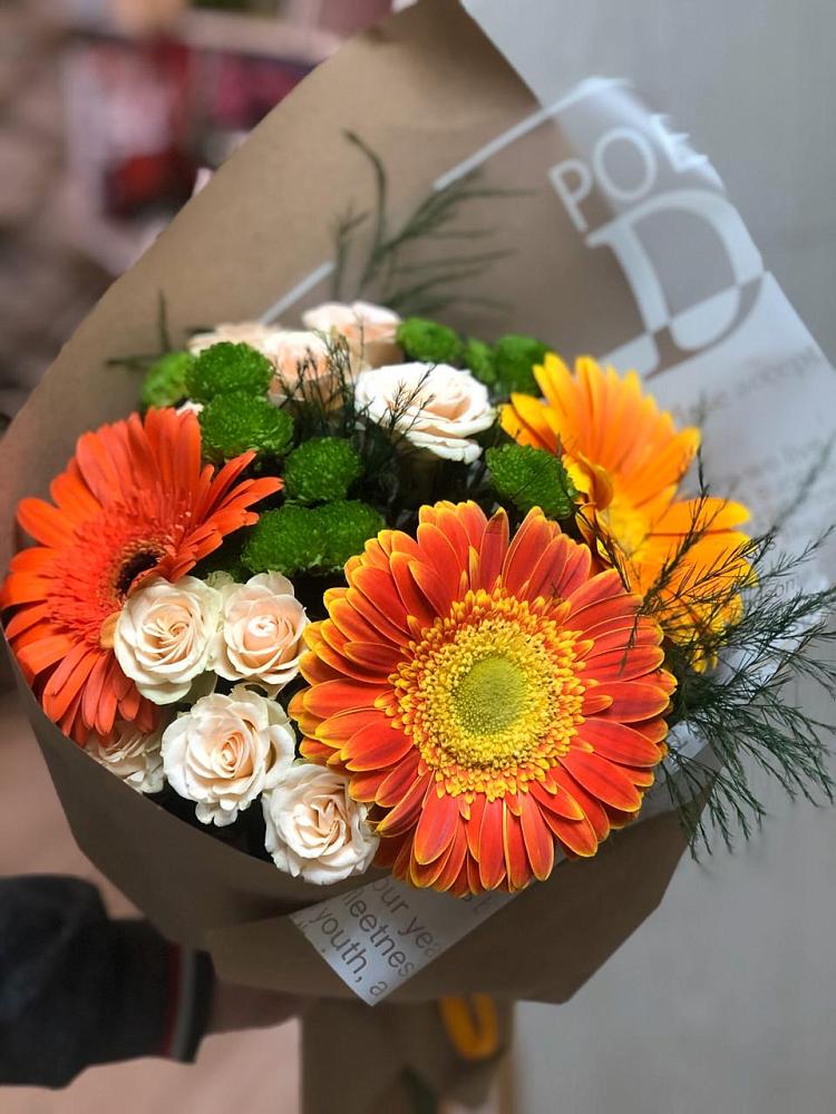 Букет цветов из: Герберы, Хризантемы и Розы в Верее