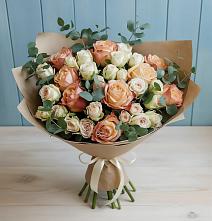 Букет цветов из:  Альстромерии и Розы в Верее